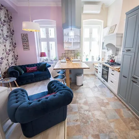 Apartment Luxury Designer Period In Old Town By The Presidential Palace Bratislava