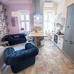 Apartmán Luxury Designer Period In Old Town By The Presidential Palace Bratislava